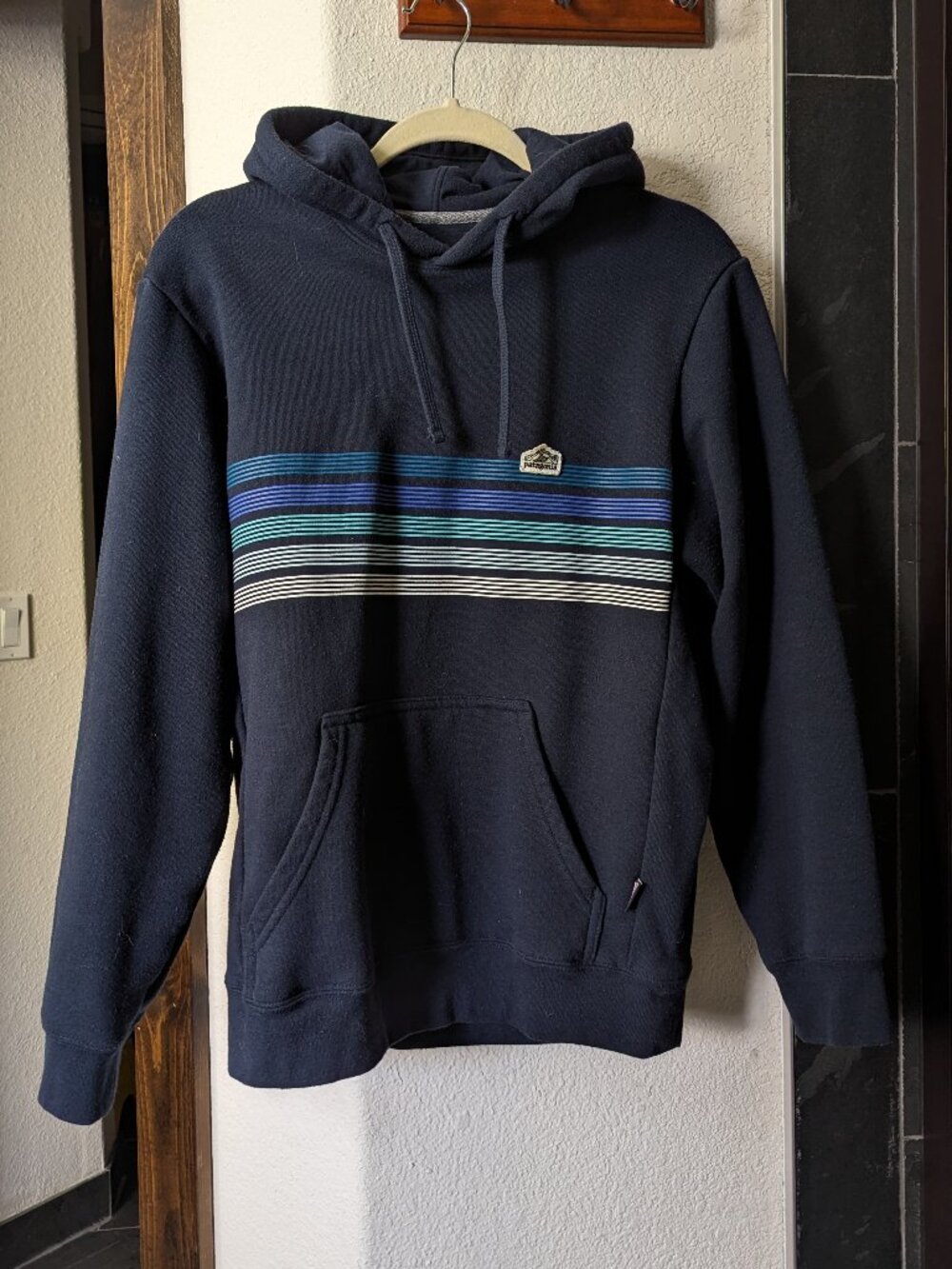 Patagonia Men's Small Blue Pullover Hoodie